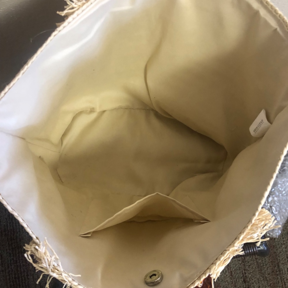 Large Straw Tote - Picture 2 of 6